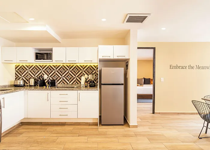 Grand Chapultepec Residencial Aparthotel 5*